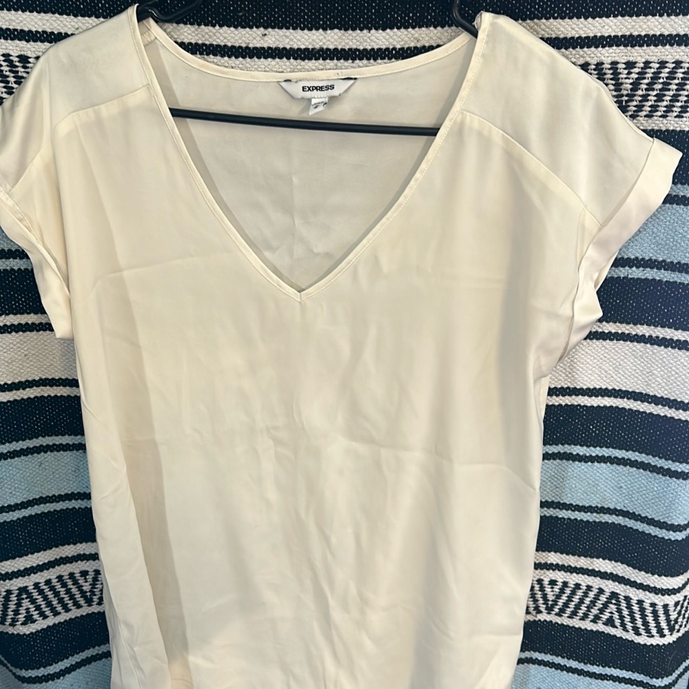 Express shirt